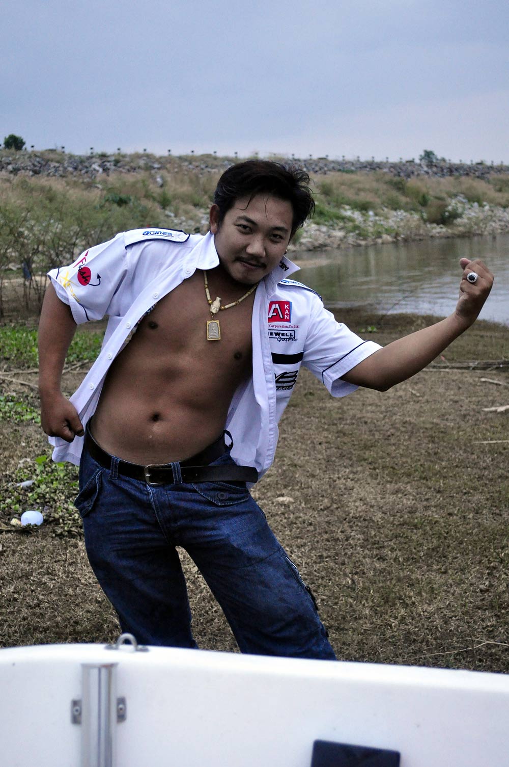  

[center][b]  ขอจบการนำเสนอทริปนี้ด้วย ภาพๆนี้ครับ

ปฏิทินนู๊ด 2010 จากร้านชัยสปอร์ต

ขอบคุณ