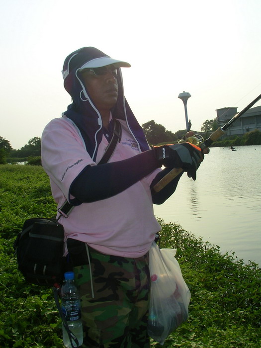 พี่ชัยพร..........ยังคงมุ่งมั่นต่อไป............