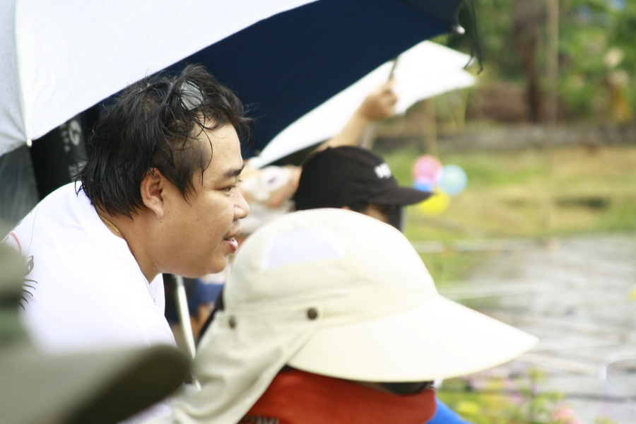 คุณผีปลา ก็ให้เกียรติ์มาร่วมกิจกรรมครับ :cheer: :cheer: :cheer: :cheer: