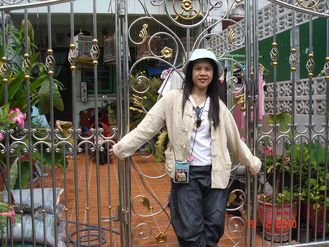 คุณ อร ก็ขอสวยก่อนเช่นกัน กลัวลงเรื