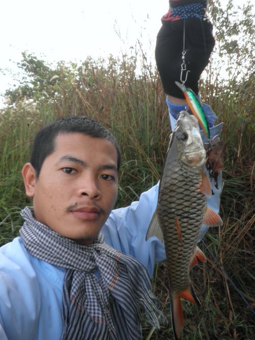 [q][i]อ้างถึง: ต่ายaccord posted: 22-02-2553, 13:31:45[/i]

+ตามชมกระสูบตัวงามๆด้วยคนจ้า  :cheer: 