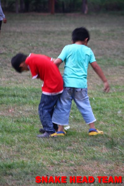 ขอพักไว้ที่ภาพ ลิง2หน่อก่อนนะครับ   :laughing: :laughing: :laughing: :laughing: :laughing: :laughing
