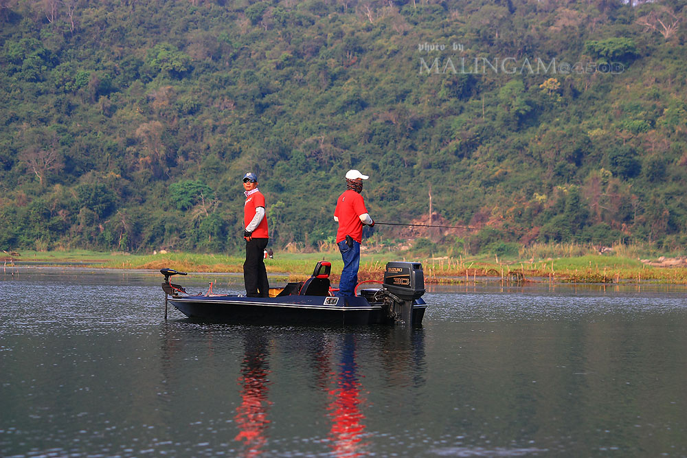 อ้อ............ฟิล์ม รัฐภูมิ กับ ติ๊ก เจษฎาพร    :laughing: