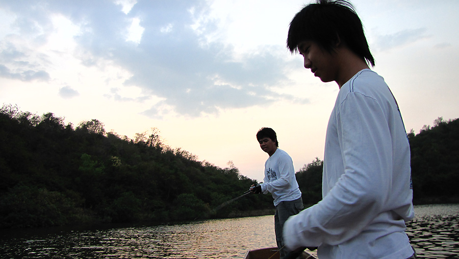  [q]ลูกมดแห่งร้อยรู[/q]หวัดีจ้า.....ยังไม่ได้เข้าไปชมกระทู้น้าเลย...แล้วจะเข้าไปดูนะครับ
__________