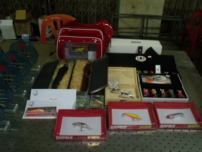 ของประมูล :grin: