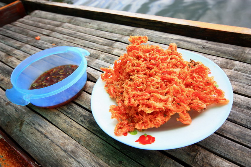 กุ้งทอดแท้ๆ คงบรรเทาอาการหิวโหยได้