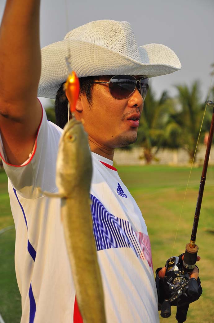 อย่าถ่ายดี้...อายว้า...ก๊าก..กั๊กๆๆๆๆ :laughing: :laughing: :laughing: