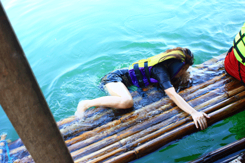 อยากจะกระโดดลงไปช่วยน้องแป๋มขึ้นจ