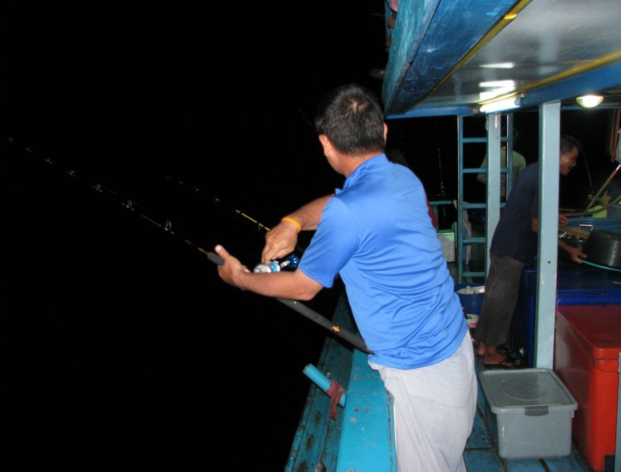 เริ่มมึด...ก้อเริ่มงานเข้า :grin: