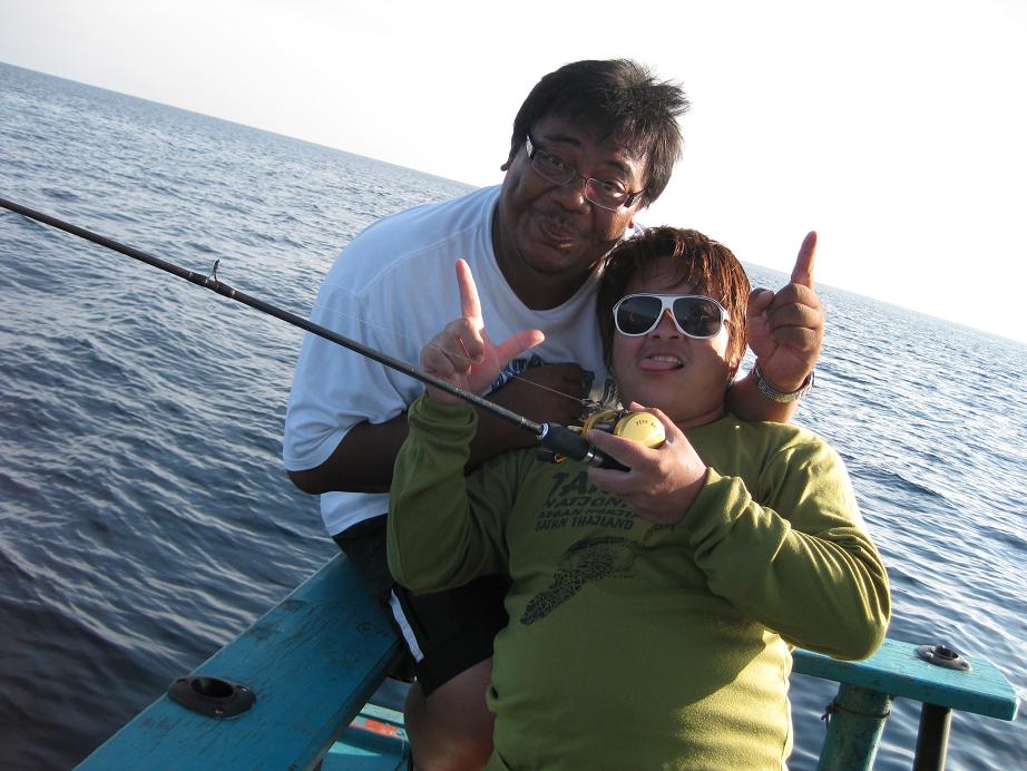 ยังมีเวลาเล่น.............. :love: