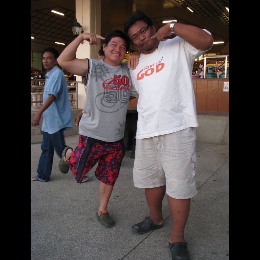 ลากันด้วยภาพนี้.....มารขาว...มารดำ :laughing: :l