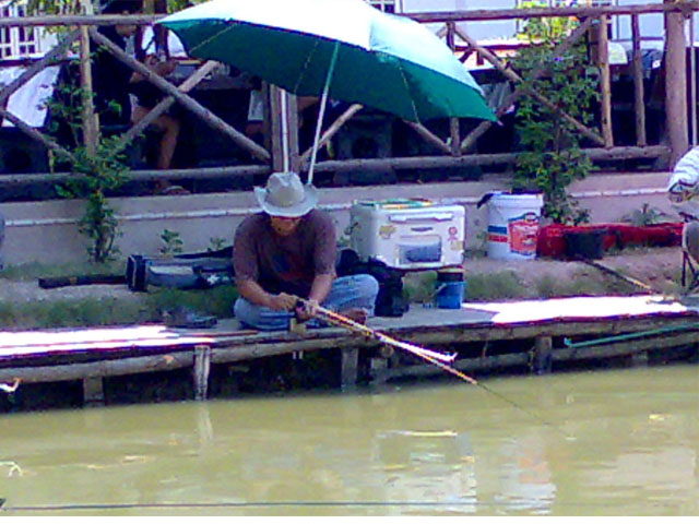 แอบถ่ายน้า เต่า :grin: :grin: :grin: