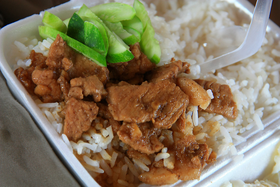 อีกเมนูเป็นแบบง่าย ๆ หมูๆ สำหรับผู้ที่ได้ปลาไปแล้วแบบสบายๆ...
 :grin: :grin: :grin:

เอ้า กินก่อน