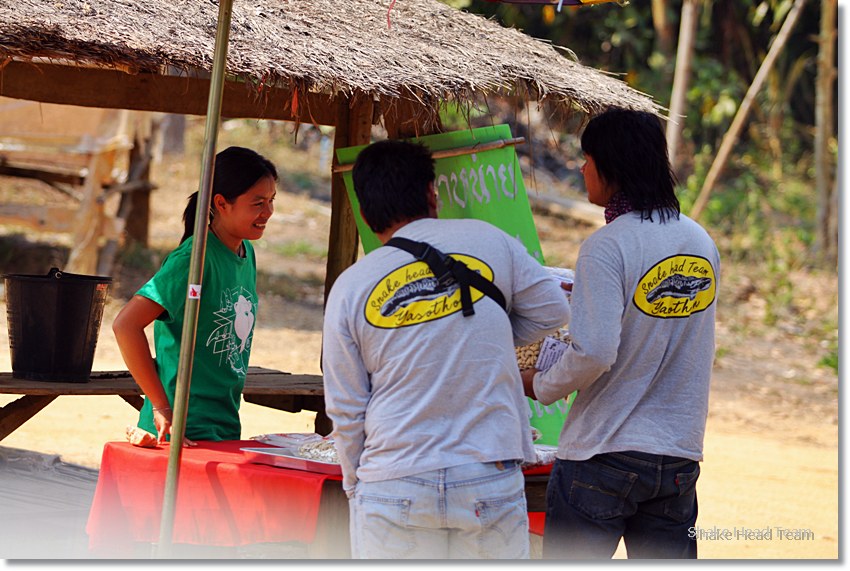                                                                                    แวะซื้อเม็ดมะม่วง