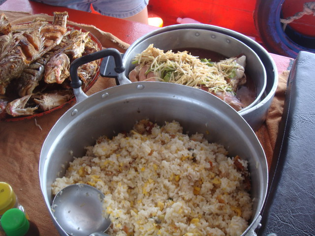 ข้าวผัดไข่... :umh: :umh: :umh:
