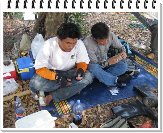 น้านะ คะเยอ :: เอามานี้เดียวพี่....ทำให้...รับรอง...น้องต้นได้ตัวแน่ๆๆ....
น้าต้นคะเยอ :: แล้วเมื่อ