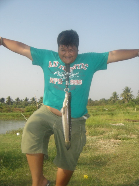 ท่ากะเรียนยักษ์หนีบช่อน  555555555555555555 ลงไปขำไปอะครับ (อายนิดๆ)
