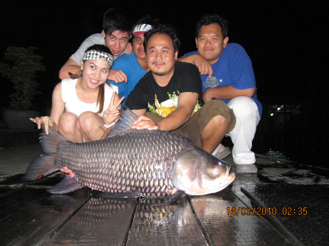 พลพรรคหน้าลื่นกับน้องโห้