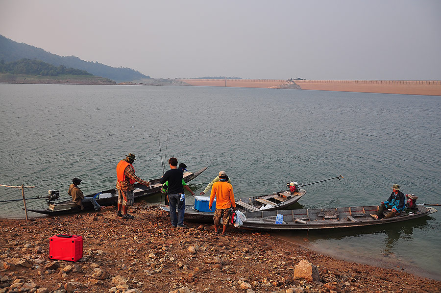 เรือทุกลำก็มากันพร้อมแล้ว :grin: :grin: :grin: