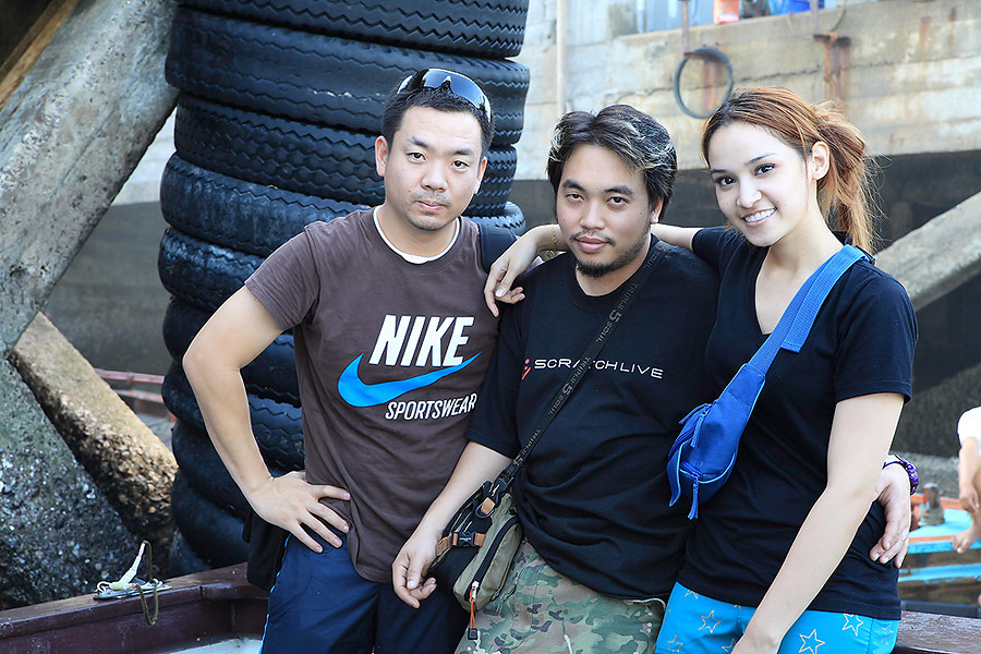  :grin: :grin: :grin:  [b]เพ่กอล์ฟ GOLFDUDE ก็มาแจมด้วย ทร