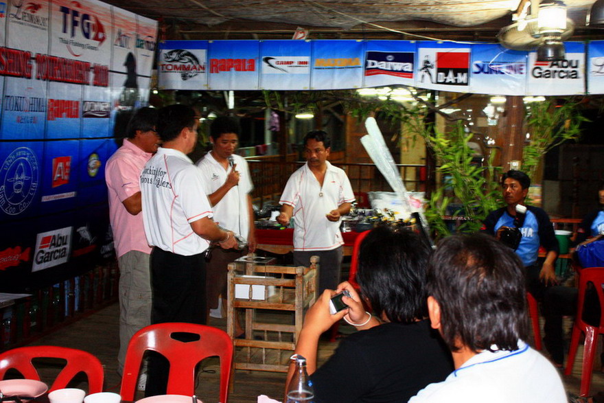 ..น้าโม่ง รอลุ้นรางวัลใหญ่  :grin: :grin: :grin: