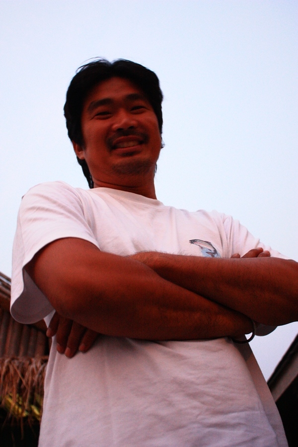 พี่บอย ทีเซิร์พ  :cool: