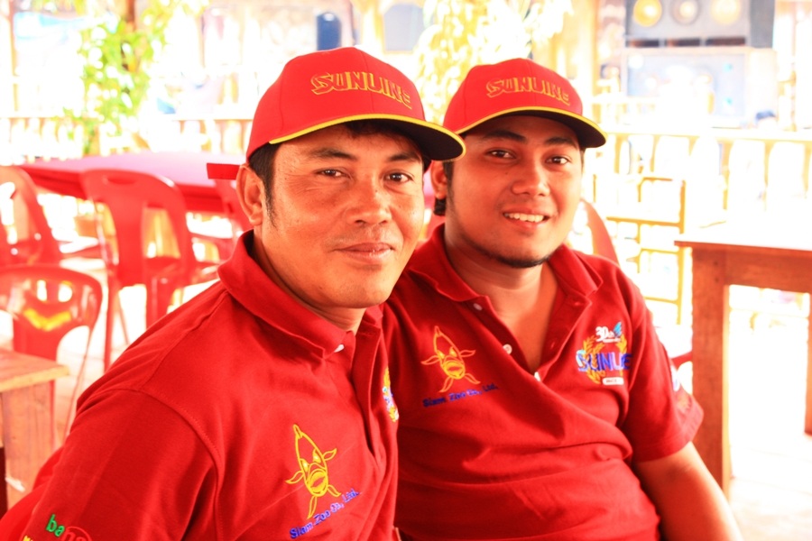 น้าเด๊ะ กับ น้าอ๊อด  ทีมสยามแท๊คเกิ้ล  :grin: