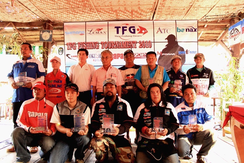โฉมหน้าผู้ที่ได้รับรางวัลทั้งหมดในสนามนี้ครับ