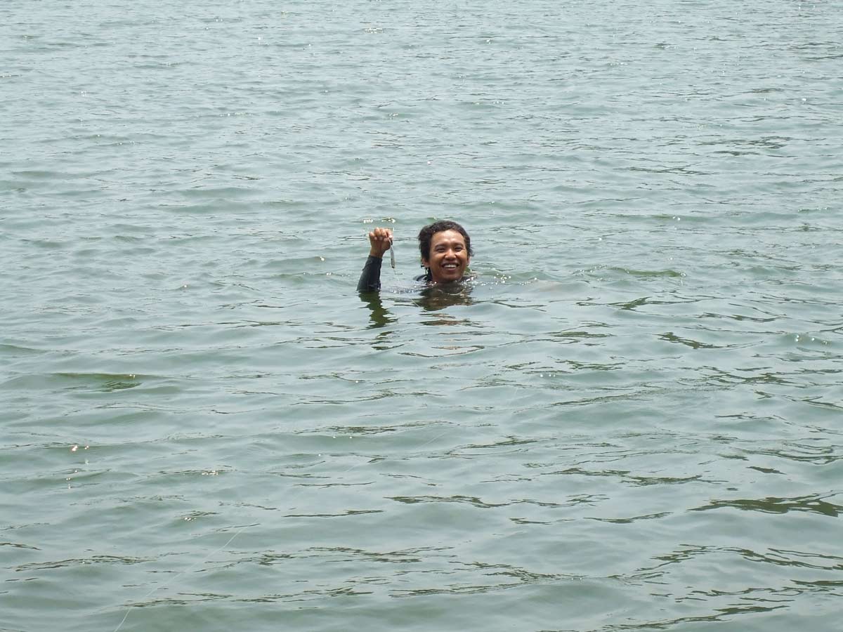  :laughing: :laughing: :laughing:สับหรับที่แก่งอ่ะไต๋บอกว่าเหยื่อตัวนี้จำเป็นมากถึงว่าโดดลงน้ำเลยกลั