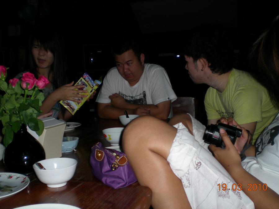 นี่ลองถ่ายด้วยกล้องเล็กใช้แฟล็ตบ้าง
 :grin: :grin: :grin: