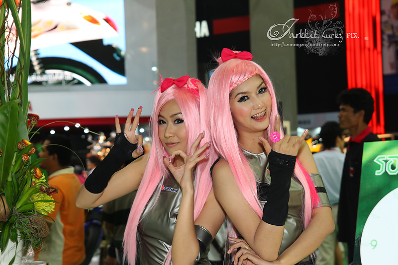 ภาพหมดแล้วนะครับ   อิอิ :grin: :grin:


ถ่ายมาก็น้อย  ภาพดีๆก็น้อยอีก  กำ..... :angry: :angry: :l