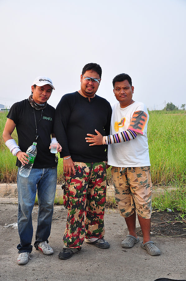 ขอถ่ายรูปหมู่แห้วหน่อยน่ะคร๊าบบบบบบบบ :grin: :grin: :grin: