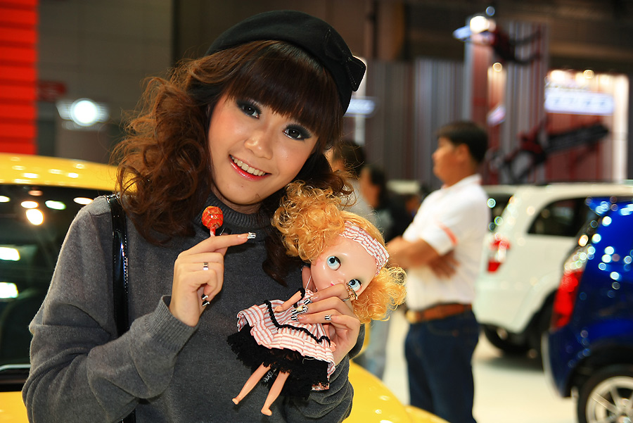 คนนี้ช๊อบ ชอบ....น่าร๊ากกกมากๆ..
ไม่ให้ไปปลอบใจเพนกวินที่หนายหร๊อก..อยู่ก๊ะพงเต๊บมาดดีก่านะ 
 :gri