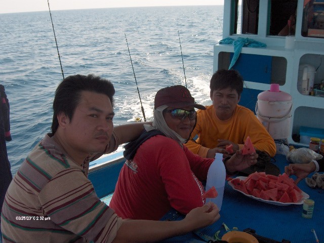 หลังจากที่อัดปลาจนหน่ำใจพักผ่อนอริยาบดแบบสบายๆๆ :grin: :grin: :grin: :grin: :grin: :grin: :grin: :gr