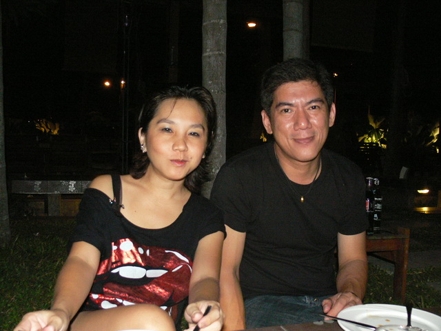 คุณนายกรู โทรตาม ให้ขับรถไปรับที่บ้าน ถ่ายกับพี่เจ้าของร้าน :cheer: :cheer: