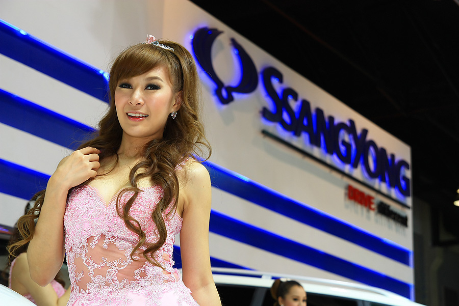 คริ คริ....แถมให้แระกัน...
 :grin: :grin: