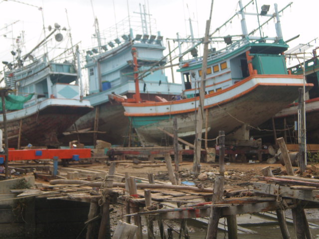 เข้าปราณบุรี  จอดเรือหน้าคาน   :cheer: :cheer: :