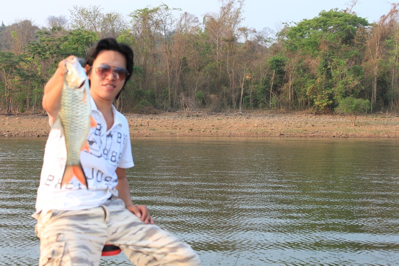 ได้มาอีกตัวแล้วครับ..ถ่ายรูปไม่ได้เน้นคนเลย...