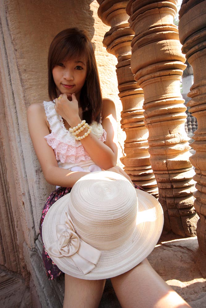 [q][i]อ้างถึง: งูผี posted: 08-04-2553, 10:05:52[/i]
เอาสาวเชียเบียร์มาเหรอครับ  :laughing: :laughi