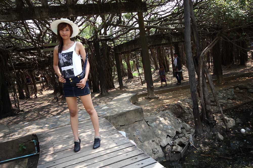 [q][i]อ้างถึง: พี่เนม posted: 08-04-2553, 11:17:50[/i]
ฉ๋วยๆๆๆๆ
 :love: :love: :love:
น้าป๋อง มีร
