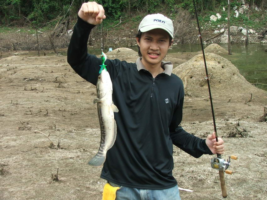 ปลาของตัวเองบ้างเล็กแต่ก็ภูมใจตัว