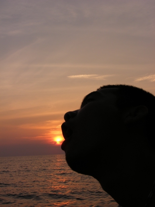 ตื่นมาไม่มีอะไรทำ ถ่ายรูปเล่นกันซะงั้น  :grin: