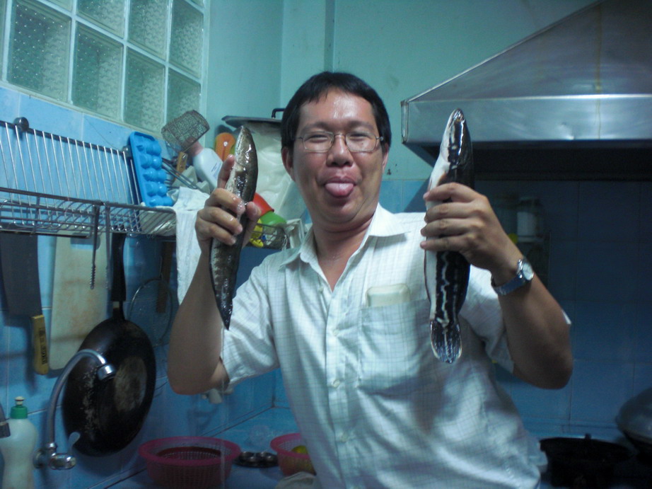 จัดแต่กระสูบ  เดี๋ยวอีก 2 สิงห์ จะน้อยใจ  :laughing: :laughing: :laughing:

ปลาไม่โต แถมเขี้ยวคมอี