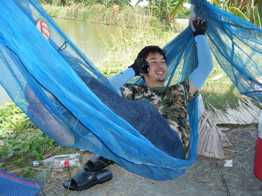 ไอ้นี่จบป.ตรีแล้วก็กำลังต่อโทร :cool: :cool: :cool: :cool: