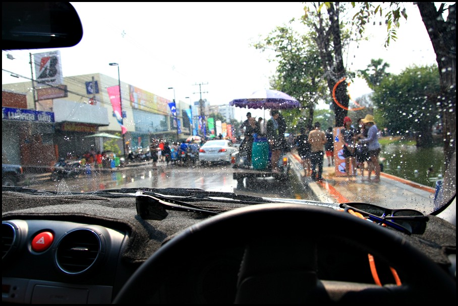 [q][i]อ้างถึง: exp.สุริยา posted: 17-04-2553, 22:35:42[/i]

ป๊าด