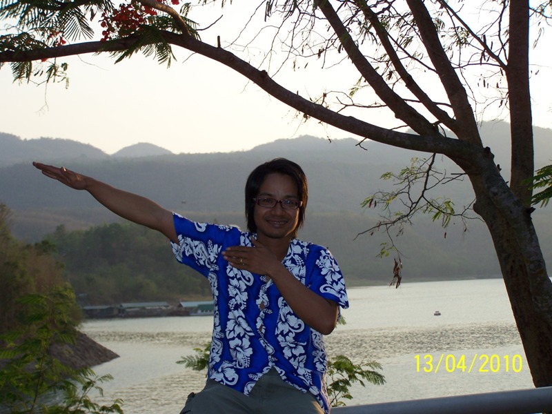  [b].........นายแบบ............[/b]
 :grin: :grin: :grin: