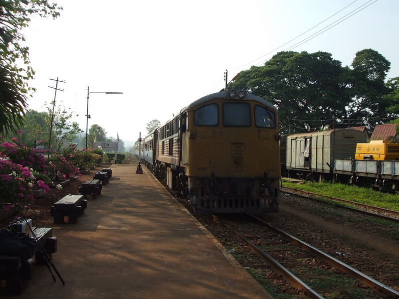 ผดรูปคับรถไฟไม่ใช่อุปกรณ์การประมง :laughing: :laughing: :laughing: :laughing: