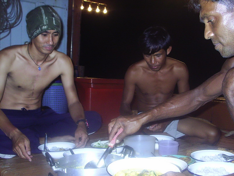 มากินข้าวกันค๊าบบบบบบบ
กินเสร็จจะ