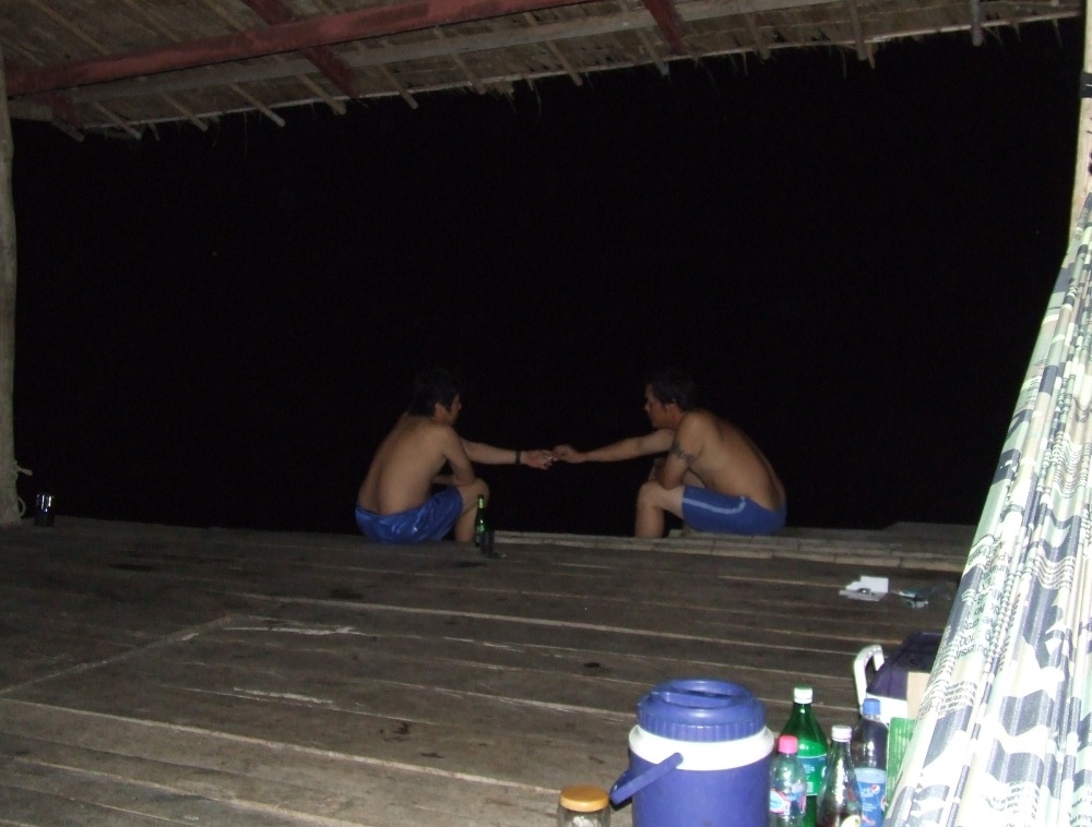 เอ๊ะๆ ส่งไรกันเหรอ :cool: