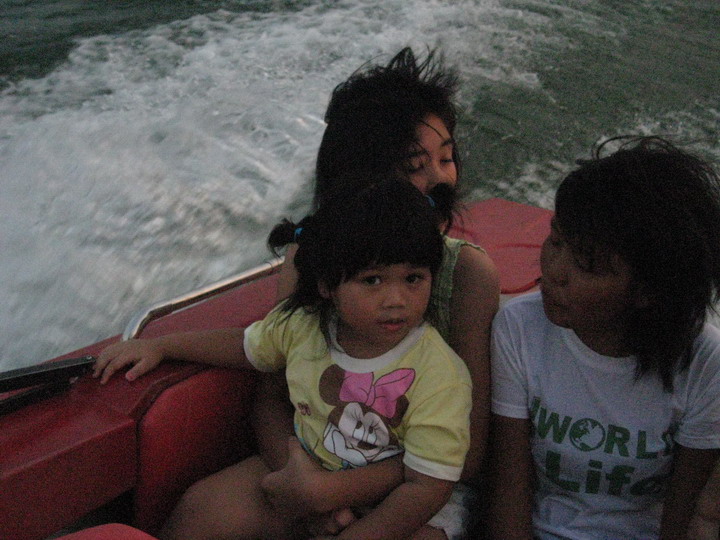 น้องไอร์ หลานสาว  :love: